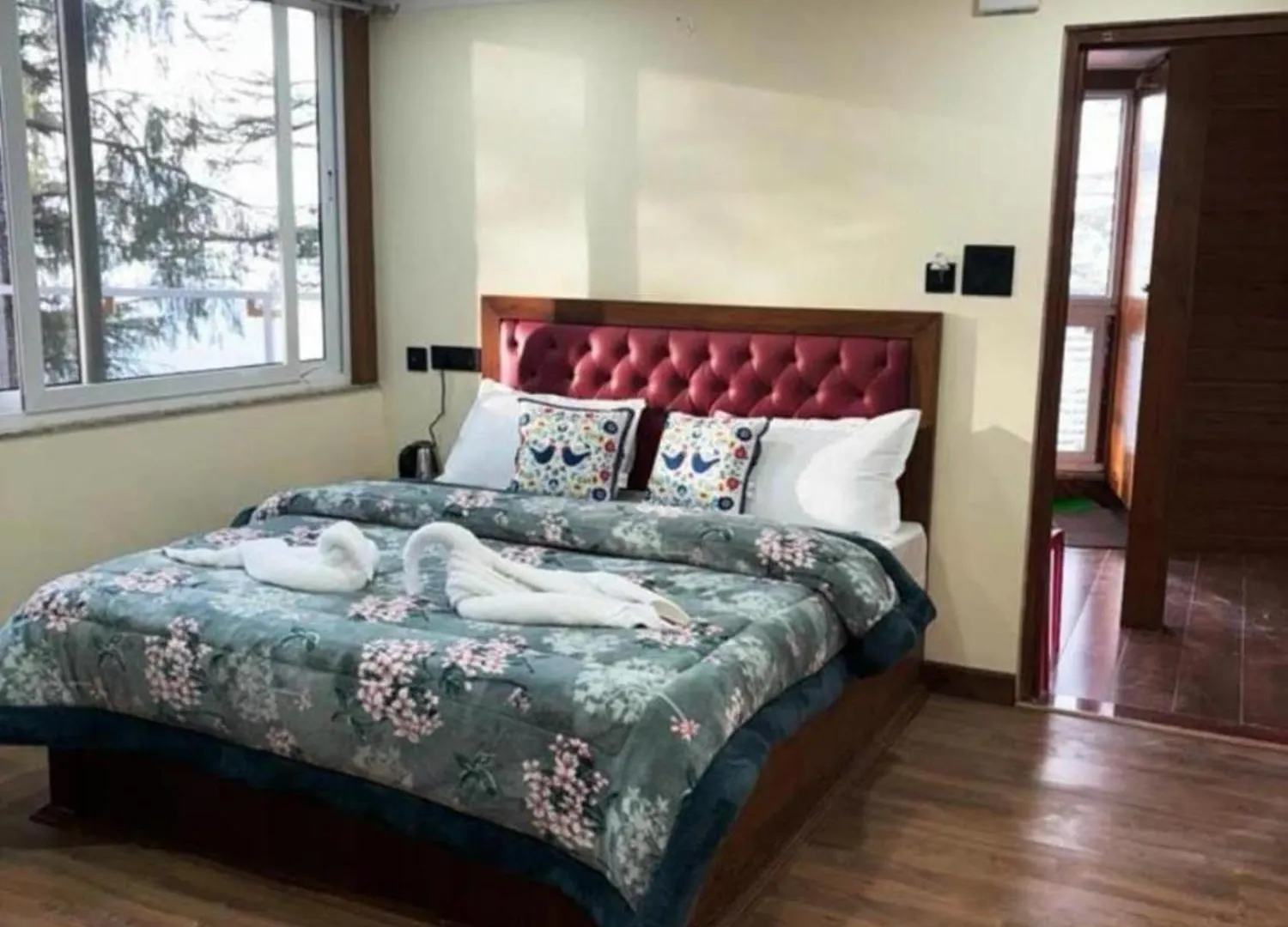 Hotel Jakhu Heights Σίμλα