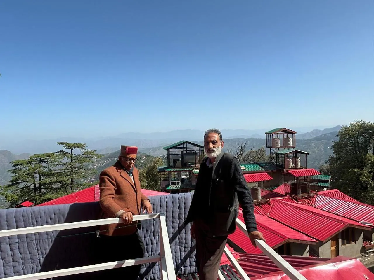 Hotel Jakhu Heights Σίμλα 3*,