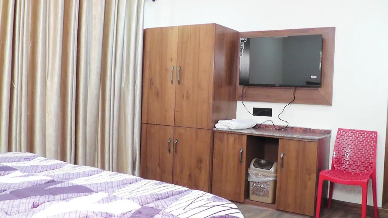 Hotel Jakhu Heights Shimla